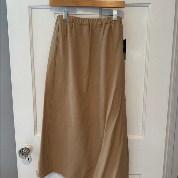 Tuckernuck Khaki Keaton Midi Skirt $148 NWT Extra Small XS - Picture 4 of 7